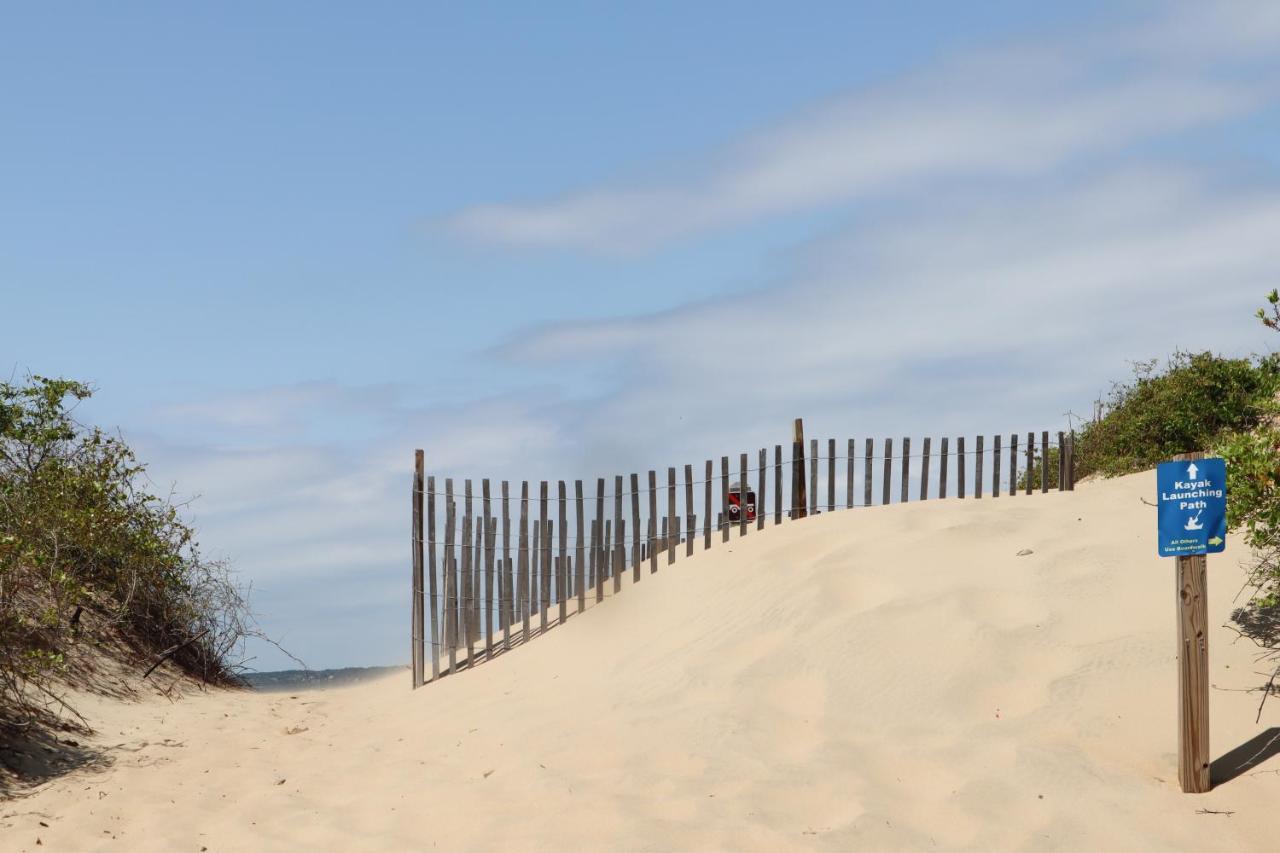 Gizmo'S Getaway Nags Head Exterior foto